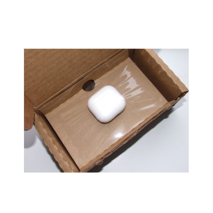Купити Навушники Apple AirPods 4 (MXP63) Уцінка за вигідною ціною. Популярні Навушники Apple у mBrand 